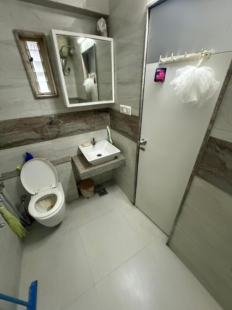 Bathroom, jodhpur 3 Bedroom 2000 Sq.Ft. Apartment In Jodhpur Ahmedabad 9577865