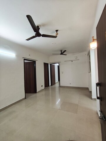 Room in 2 BHK Apartment at Supertech Ecovillage II, Sector 16b Greater Noida – for Rent