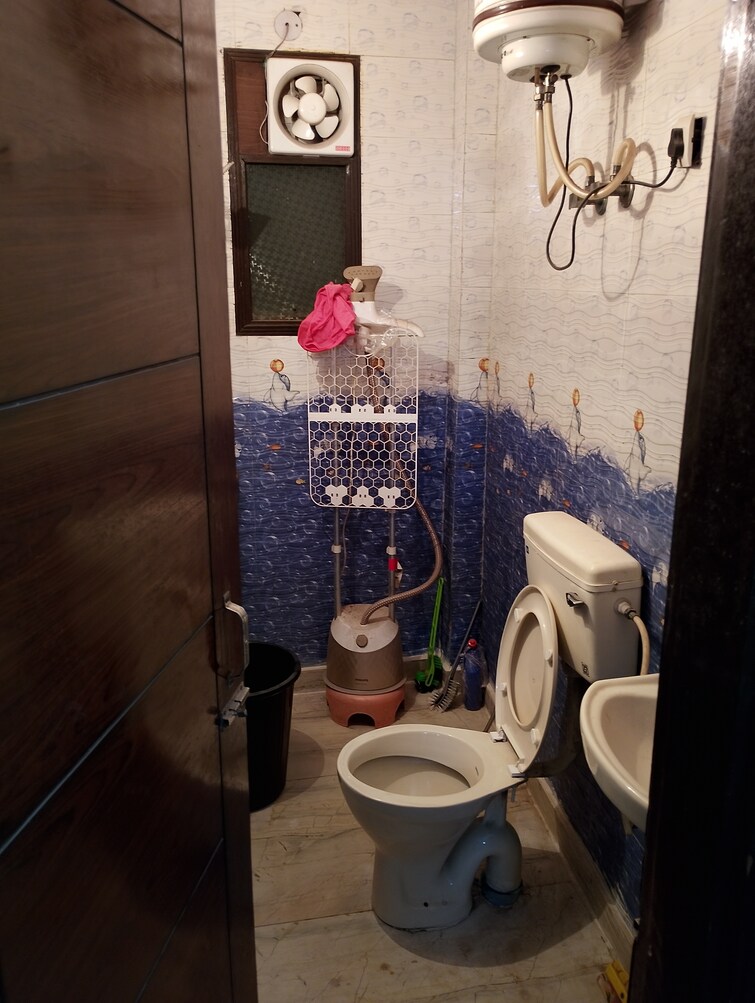 Cover Image, govindpuri 2 Bedroom 75 Sq.Yd. Builder Floor In Govindpuri Delhi 9577907