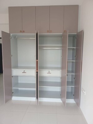 Room in 3 BHK Apartment at Puravankara Purva Atmosphere, Thanisandra Main Road – for Rent