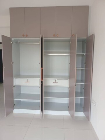 Room in 3 BHK Apartment at Puravankara Purva Atmosphere, Thanisandra Main Road – for Rent