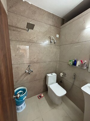 Bathroom in 2 BHK Builder Floor at Sector 29 – for Rent