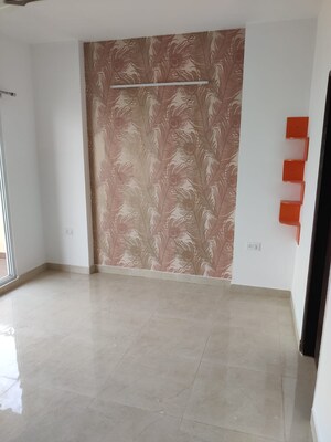 Bathroom in 3.5 BHK Apartment at ABA Ivy County, Sector 75 – for Rent