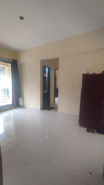 Room in 1 BHK Apartment at Ulwe Sector 8 – for Sale