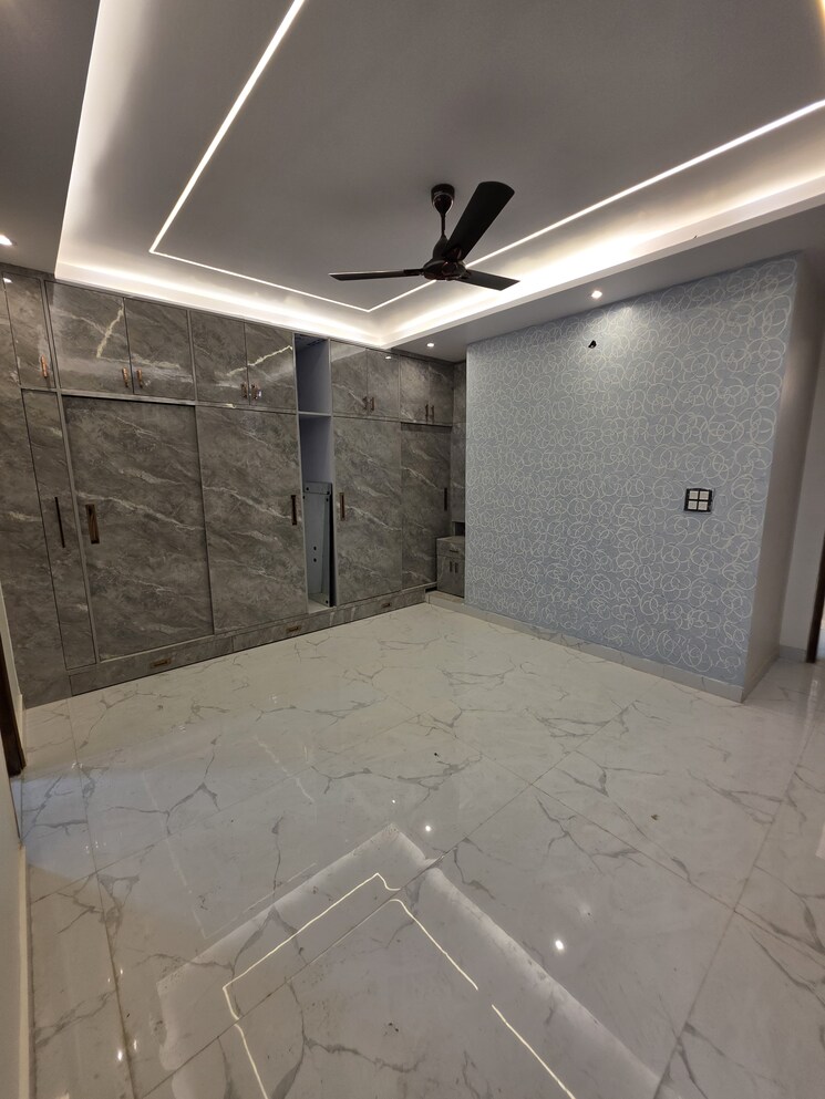 undefined, rajendra nagar sector 3 5 Bedroom 275 Sq.Yd. Builder Floor In Rajendra Nagar Sector 3 Ghaziabad 9577958