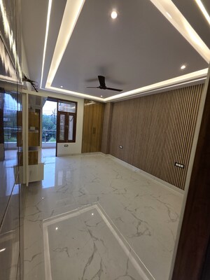 Balcony in 5 BHK Builder Floor at Rajendra Nagar Sector 3 – for Sale