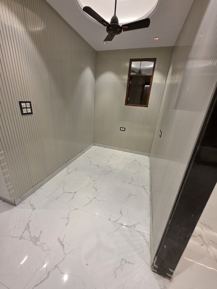 Kitchen, rajendra nagar sector 3 5 Bedroom 275 Sq.Yd. Builder Floor In Rajendra Nagar Sector 3 Ghaziabad 9577958