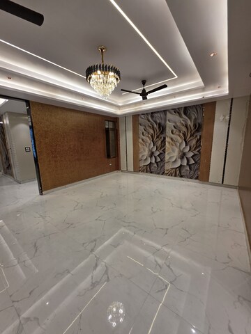 Balcony in 5 BHK Builder Floor at Rajendra Nagar Sector 3 – for Sale