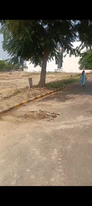 Parking in  Plot at BPTP Parklands, Sector 76 – for Sale