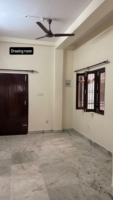 Room in 2.5 BHK Apartment at Indraprastha Anand, Indira Nagar – for Rent