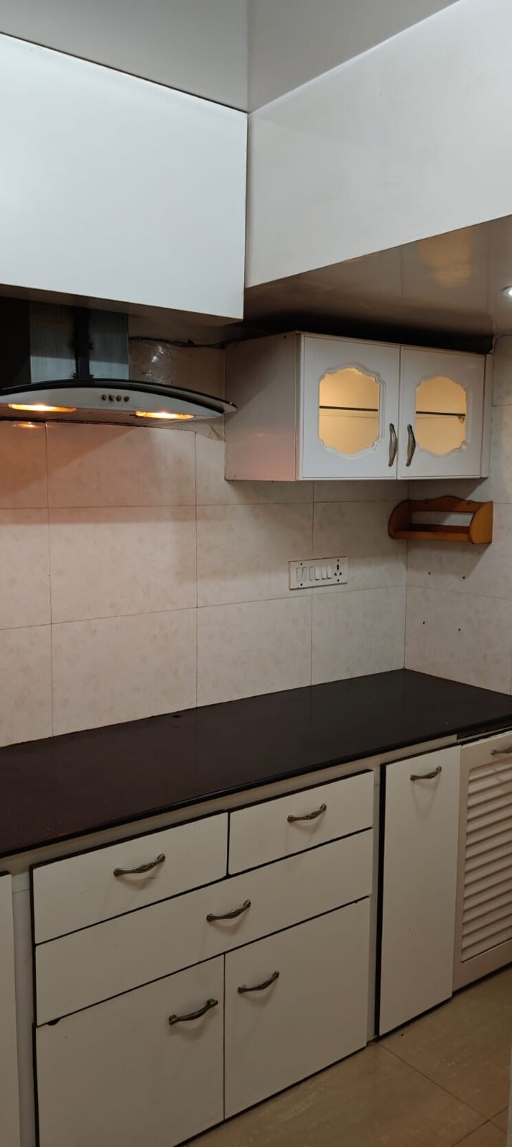 Kitchen, suryamukhi-garden-apartment 2 Bedroom 1350 Sq.Ft. Apartment In Vittal Mallya Road Bangalore 9577993