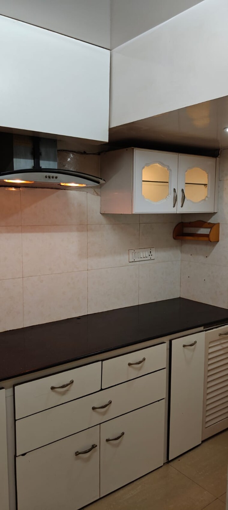 Kitchen, suryamukhi-garden-apartment 2 Bedroom 1350 Sq.Ft. Apartment In Vittal Mallya Road Bangalore 9577993