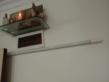 Furnished Amenities in 1.5 BHK Apartment at Sun N Dew Apartment, Santacruz East – for Rent