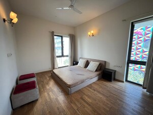 Room in 2 BHK Apartment at Ireo The Grand Arch, Sector 58 – for Rent