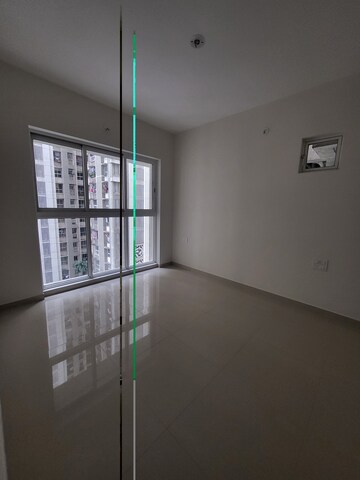 Master Bedroom in 1 BHK Apartment at Lodha Amara, Kolshet Road – for Rent