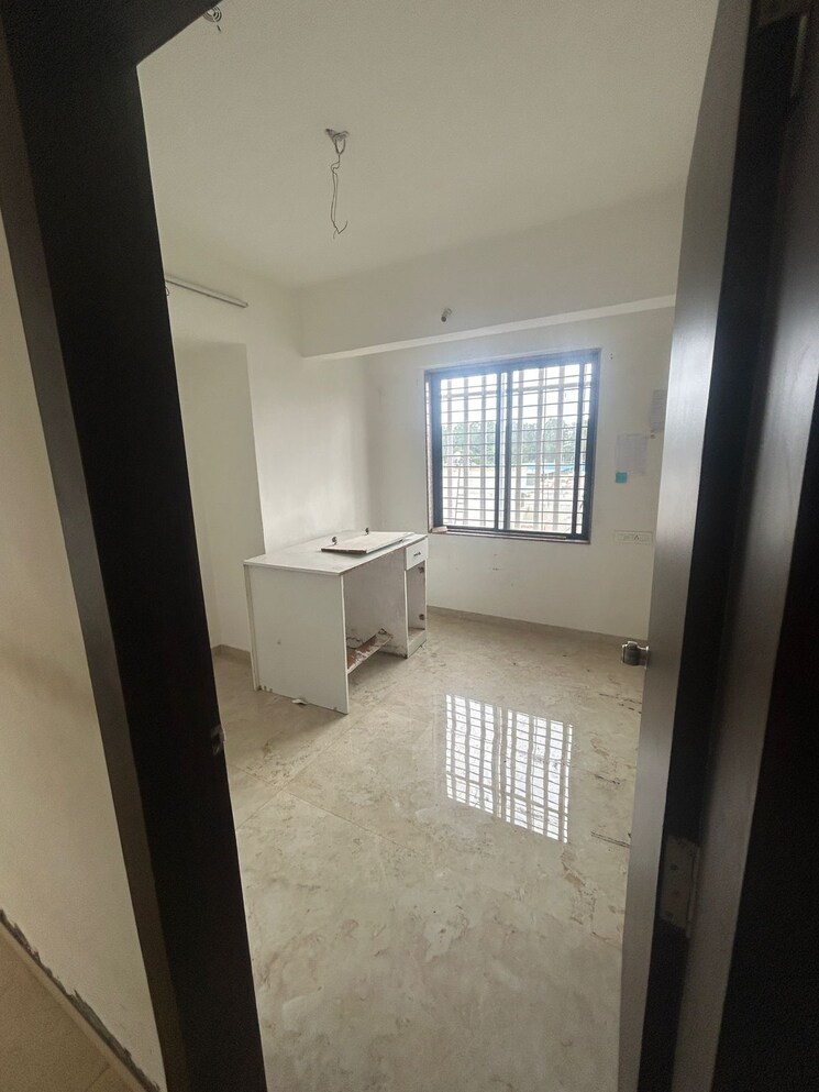 Room, indira nagar 4 Bedroom 2200 Sq.Ft. Apartment In Indira Nagar Nashik 9578059