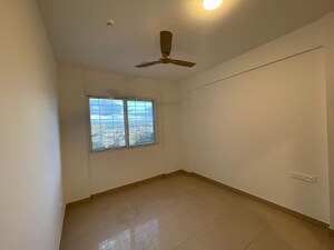 Room in 3 BHK Apartment at Puravankara Elita Promenade, Jp Nagar – for Rent