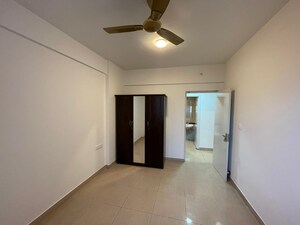 Room in 3 BHK Apartment at Puravankara Elita Promenade, Jp Nagar – for Rent
