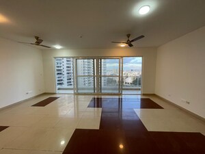 Room in 3 BHK Apartment at Puravankara Elita Promenade, Jp Nagar – for Rent
