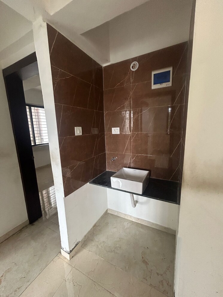 Attached Bathroom, indira nagar 4 Bedroom 2200 Sq.Ft. Apartment In Indira Nagar Nashik 9578059