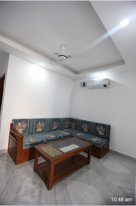 1 BHK 60 Sq.Yd. Builder Floor in DLF The Grove