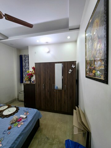 Bedroom in 2 BHK Builder Floor at Dwarka Mor – for Rent