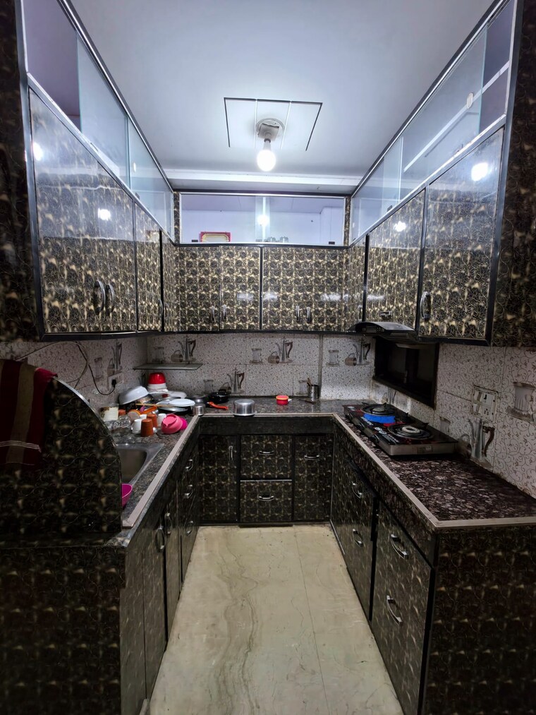 Kitchen, dwarka mor 2 Bedroom 800 Sq.Ft. Builder Floor In Dwarka Mor Delhi 9578120