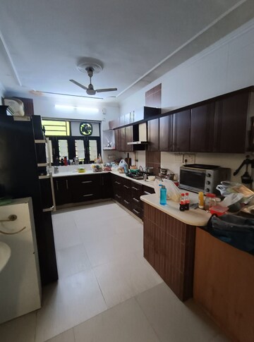 Kitchen in 2 BHK Builder Floor at Sector 29 – for Rent