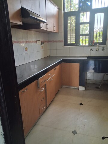 Kitchen in 2 BHK Builder Floor at Sector 29 – for Rent