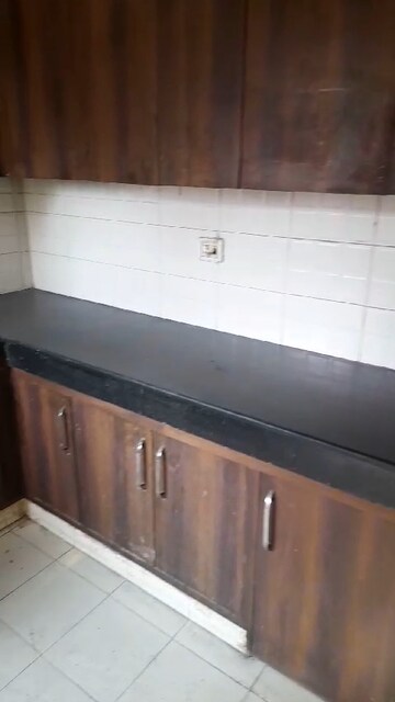 Kitchen in 3.5 BHK Builder Floor at BPTP Park 81, Sector 81 – for Rent