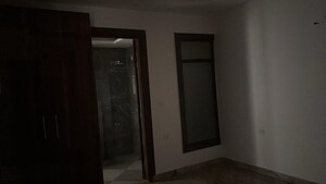Room in 1 BHK Builder Floor at Sector 29 – for Rent