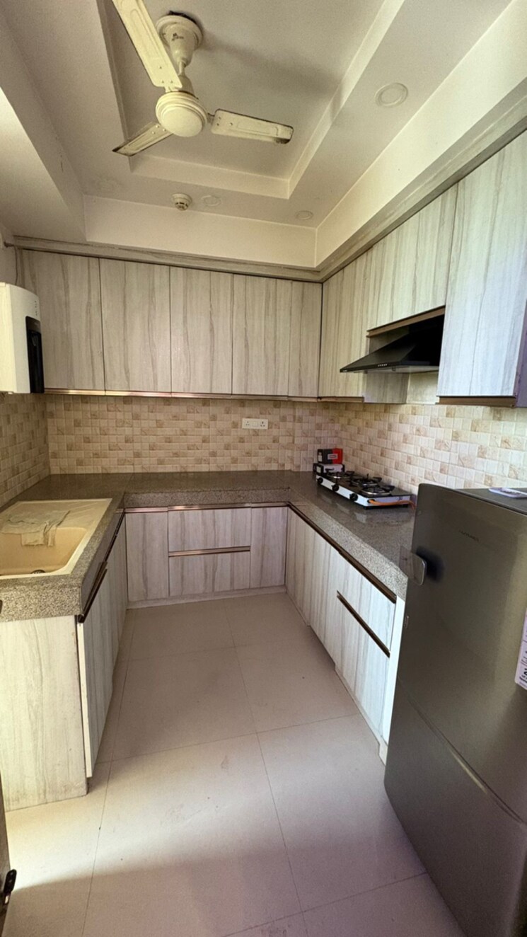 Kitchen, shalimar-oneworld-vista 2 Bedroom 1250 Sq.Ft. Apartment In Malesemau Lucknow 9578170