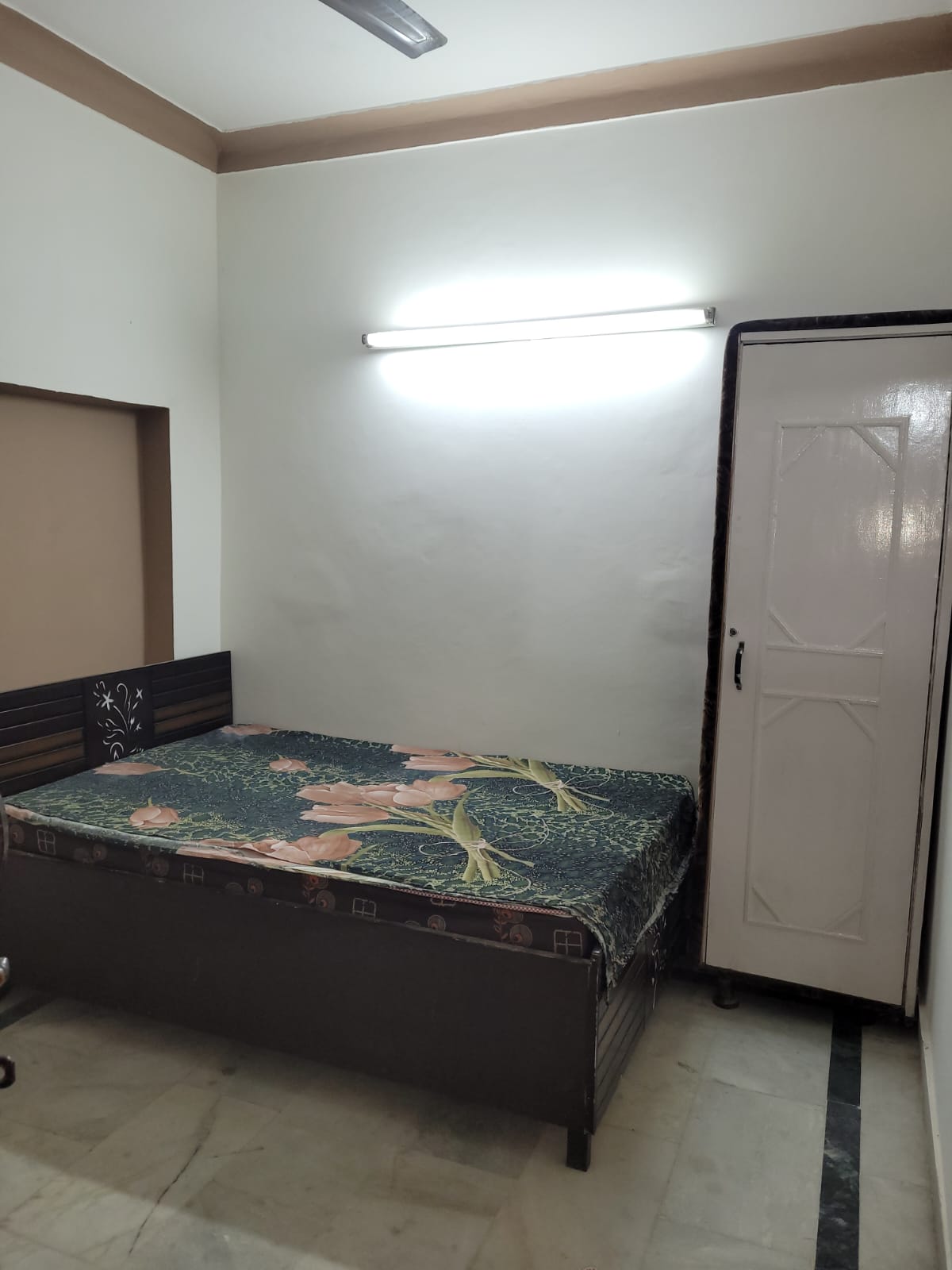 1 BHK Builder Floor For Rent in Palam Vihar