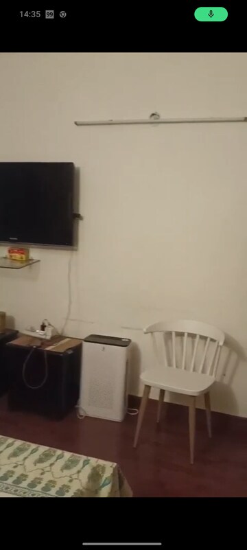 Bathroom in 3 BHK Apartment at Wave Amore, Sector 32 – for Rent