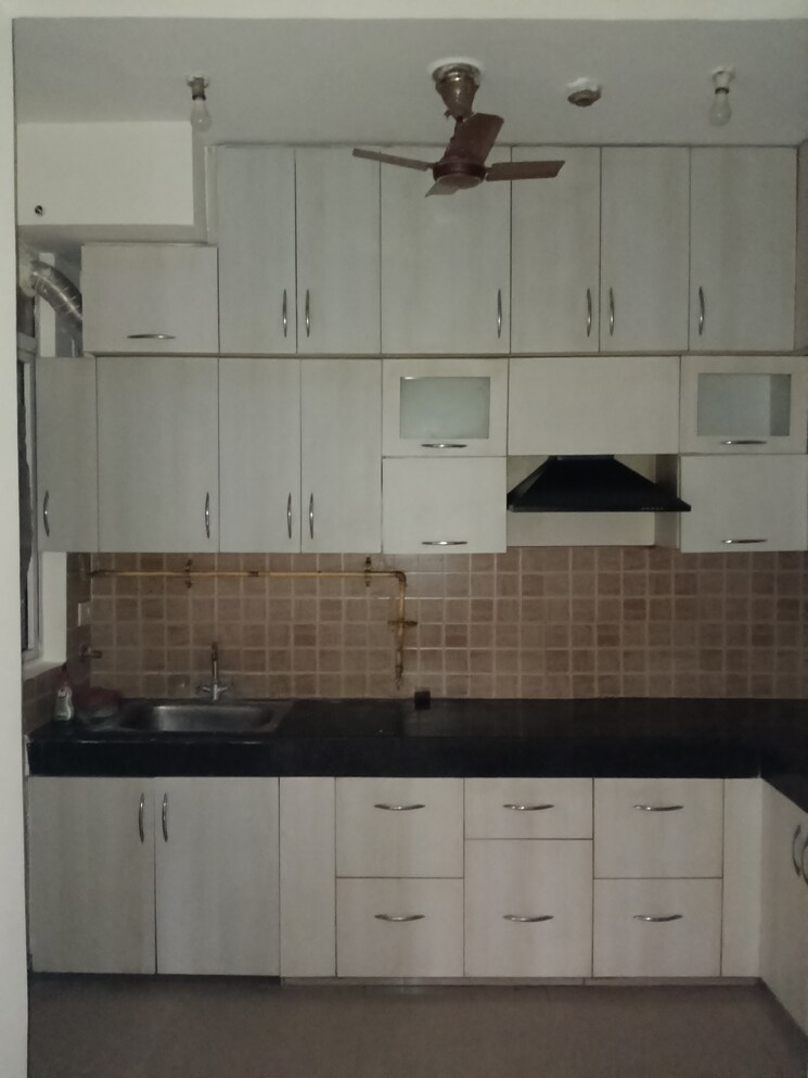 Kitchen, mahagun-mywoods 2 Bedroom 935 Sq.Ft. Apartment In Sector 16c Greater Noida Greater Noida 9578935