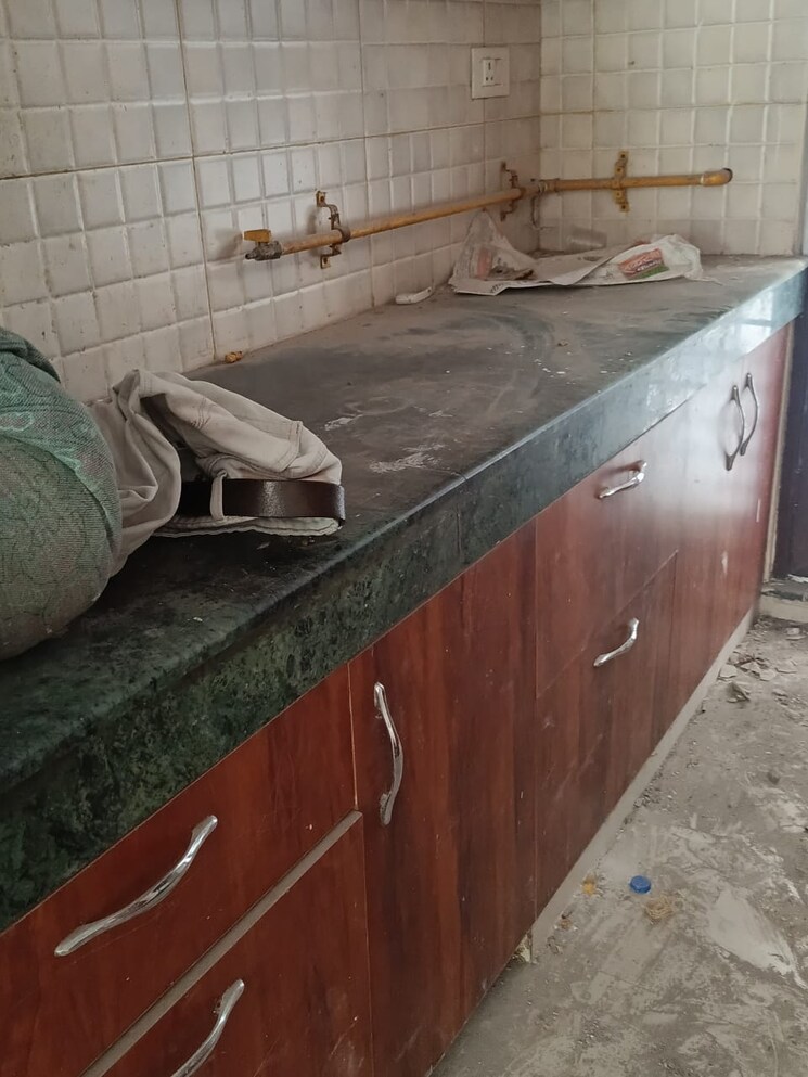 Kitchen, bptp-park-sentosa 4 Bedroom 230 Sq.Yd. Builder Floor In Sector 77 Faridabad 9578234