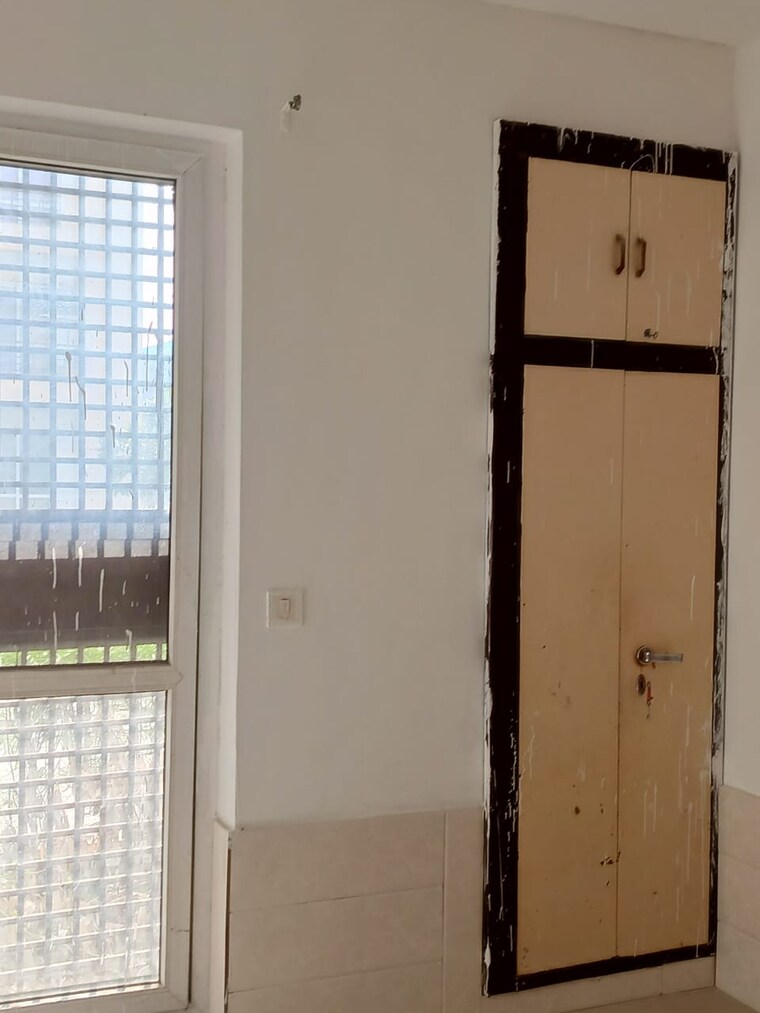 Room, bptp-park-sentosa 4 Bedroom 230 Sq.Yd. Builder Floor In Sector 77 Faridabad 9578234