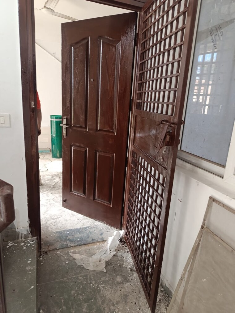 Balcony, bptp-park-sentosa 4 Bedroom 230 Sq.Yd. Builder Floor In Sector 77 Faridabad 9578234