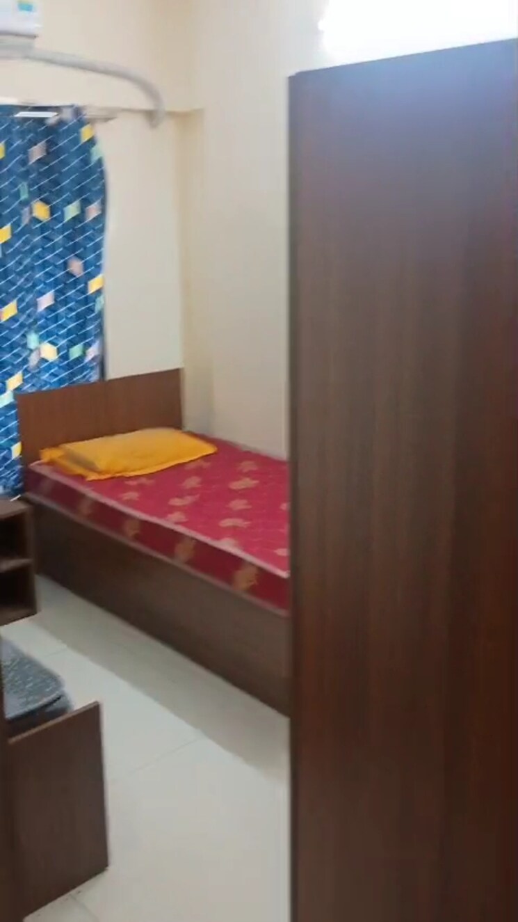 Bedroom, bindra-complex 2 Bedroom 800 Sq.Ft. Apartment In Andheri East Mumbai 9578274