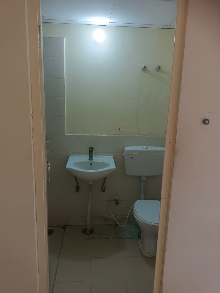 Bathroom, conscient-habitat-78 3 Bedroom 750 Sq.Ft. Apartment In Sector 78 Faridabad 9578278