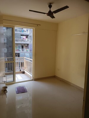 Room in 3 BHK Apartment at Conscient Habitat 78, Sector 78 – for Sale