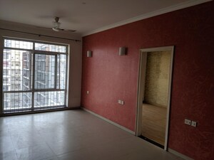 Room in 3 BHK Apartment at Jaypee Greens Pavilion Heights 1, Sector 128 – for Rent