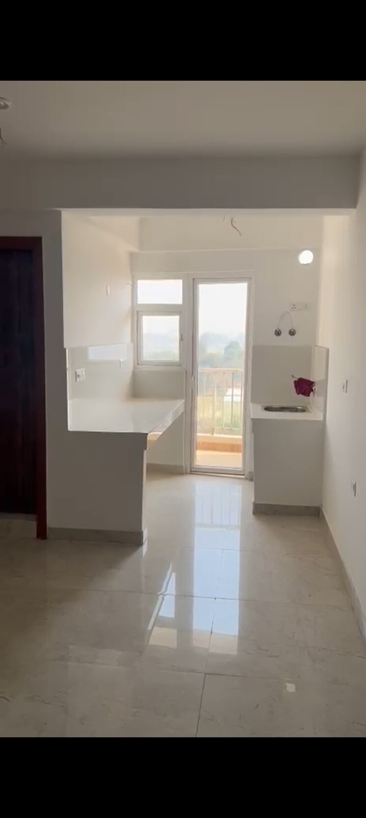 Bathroom, uninav-utopia Studio 520 Sq.Ft. Apartment In Morti Ghaziabad 9578316