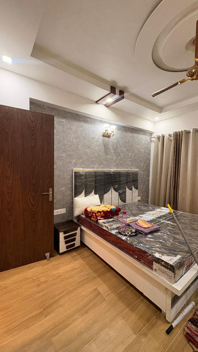 6 BHK 4800 Sq.Ft. Apartment in MI Rustle Court