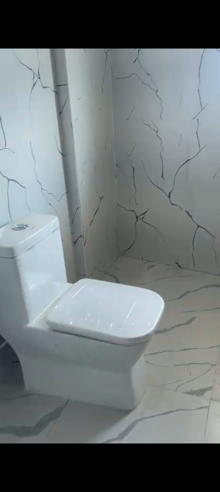 Bathroom, uninav-utopia Studio 520 Sq.Ft. Apartment In Morti Ghaziabad 9578316