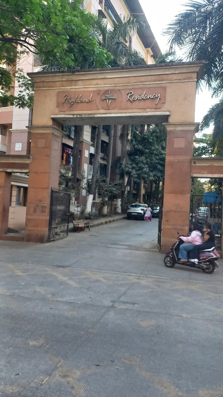 Gym, highland-residency-chsl 1 Bedroom 620 Sq.Ft. Apartment In Balkum Pada Thane 9578304