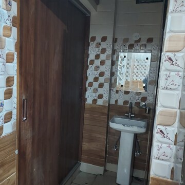 Team Area in 2 BHK Builder Floor at Dehradun Cantt – for Rent