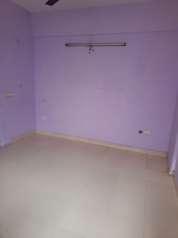 Room, op-floridaa 2 Bedroom 473 Sq.Ft. Apartment In Sector 82 Faridabad 9578322