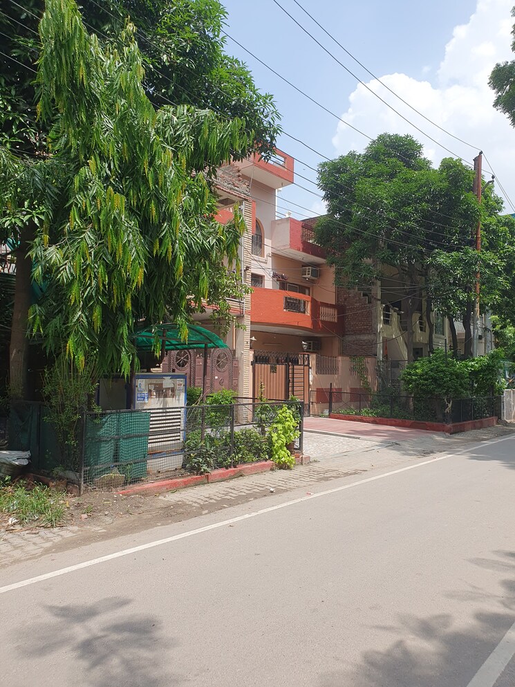 Exterior View, vasundhara-complex  96 Sq.Yd. Plot In Vasundhara Sector 16 Ghaziabad 9578343