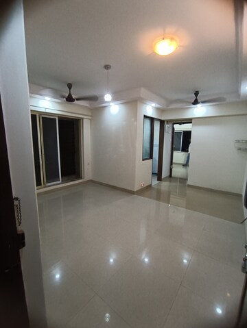 1 BHK Apartment For Rent in Agarwal Trinity Tower II, Malad West